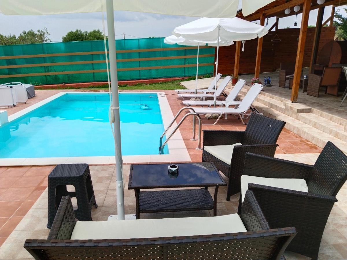 Maria Lemoni Swimming Pool Apartment 네아 스키오니 외부 사진