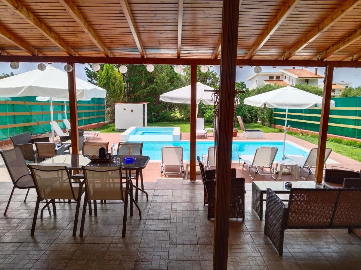 Maria Lemoni Swimming Pool Apartment 네아 스키오니 외부 사진