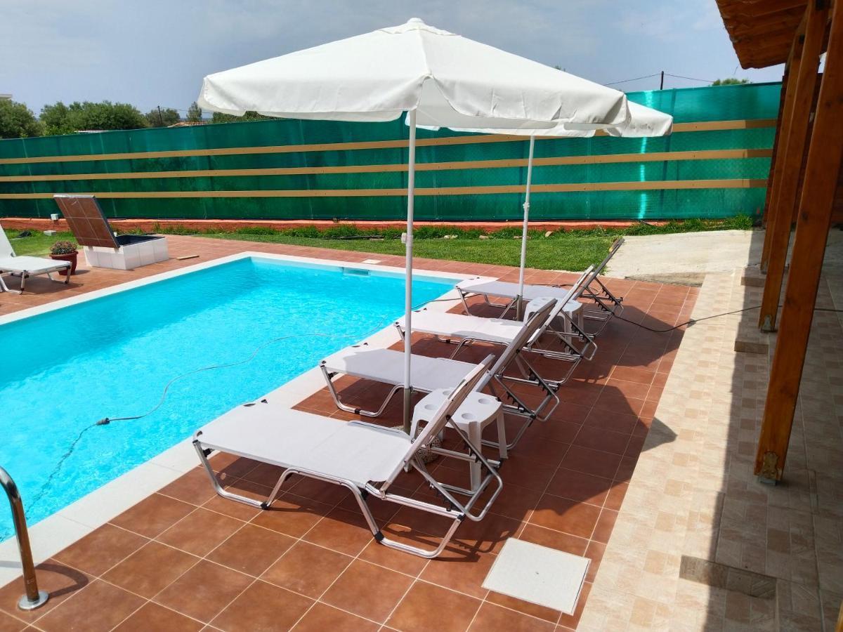 Maria Lemoni Swimming Pool Apartment 네아 스키오니 외부 사진